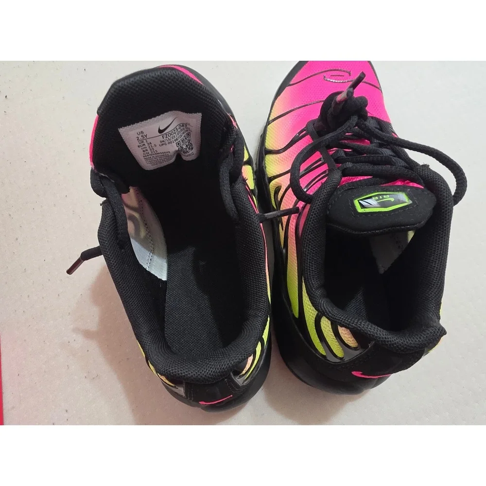 Nike‎ Air Max Plus PS Black Hyper Pink Volt Kids Shoes FZ0023-043 Size 2.5Y